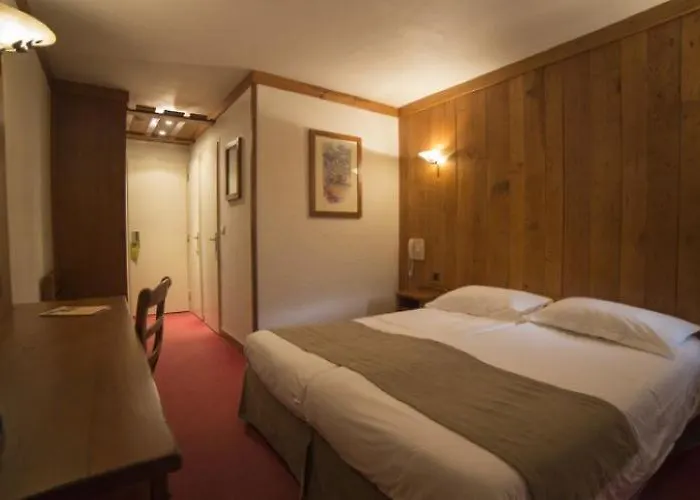 Hotel Ancolie - Champagny En Vanoise 3*